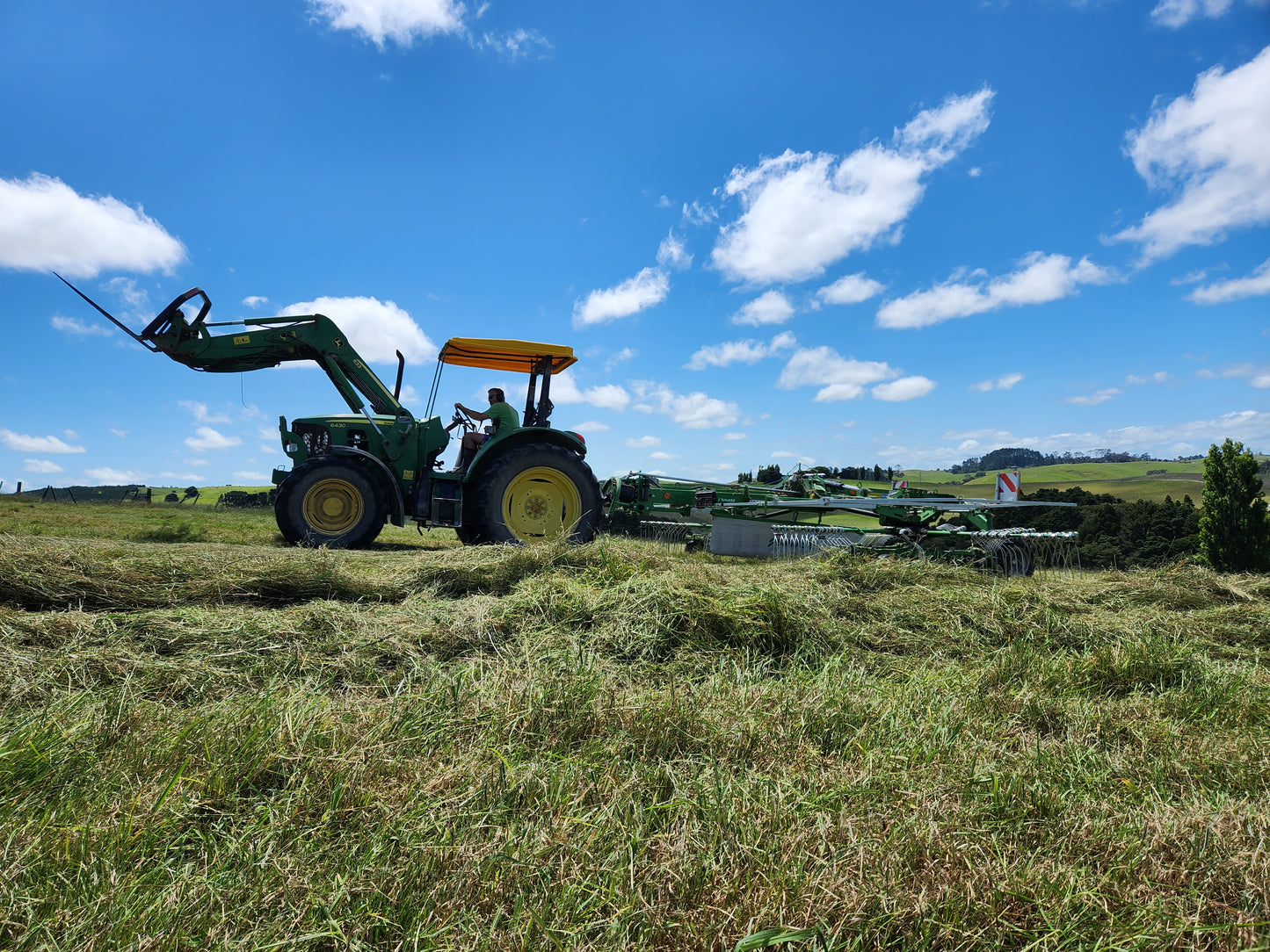 Z2-840 SaMASZ 8.4m Double Rotor Rake