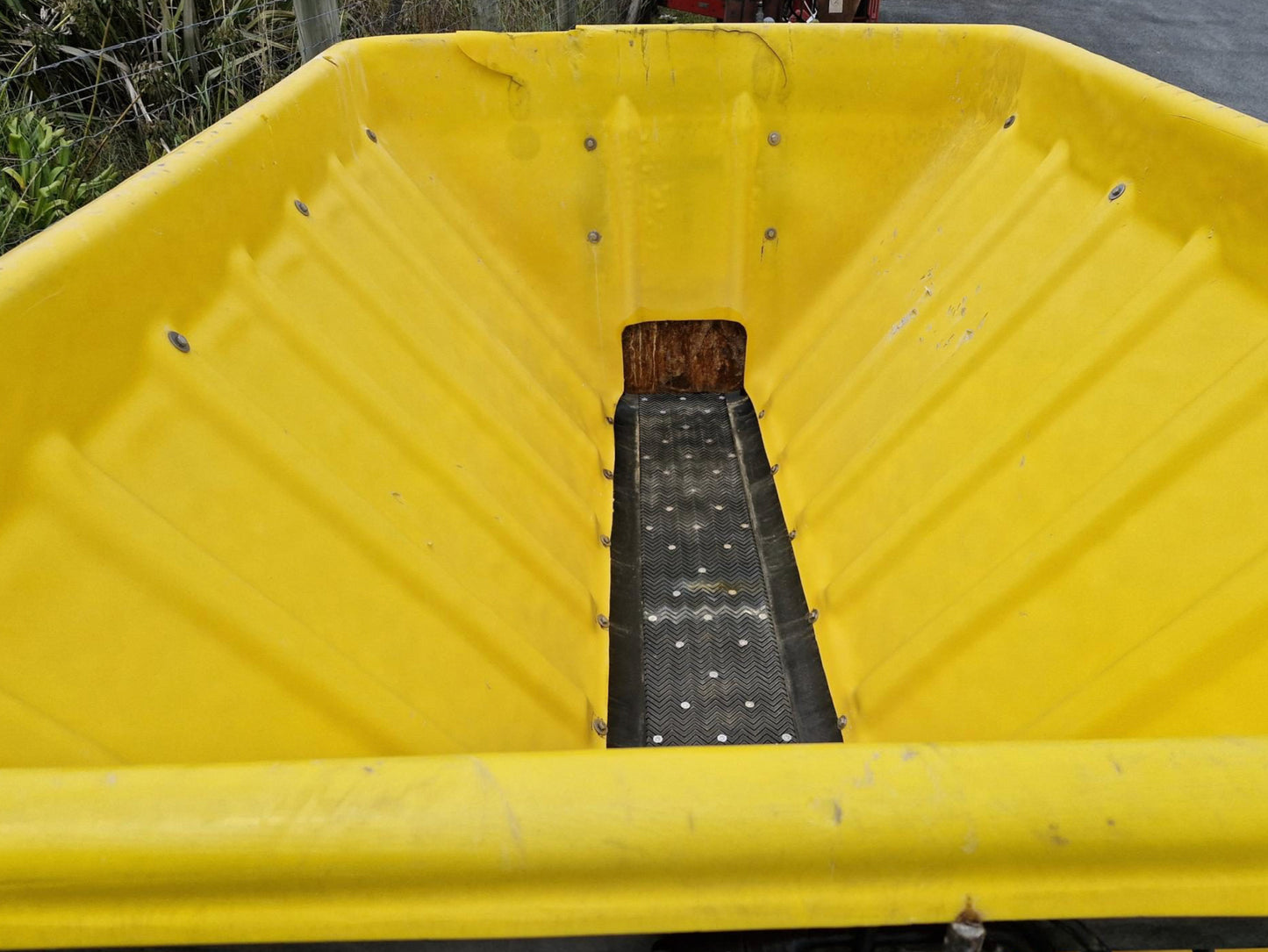 Used Tandem Axle CUB 5T Fert Spreader