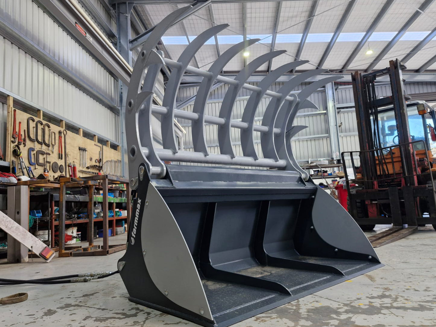 FarmMax Hawkbill Bucket - 1.8 & 2.0m Sizes