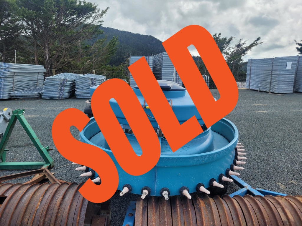 Used 50 Teat Calfateria