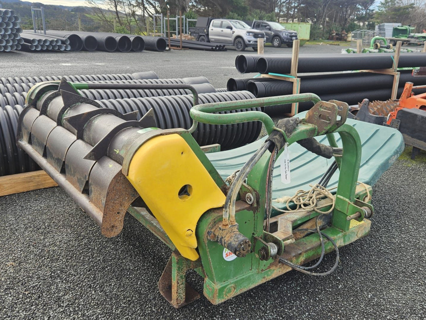 Used Hustler Chainless 2000 Bale Feeder