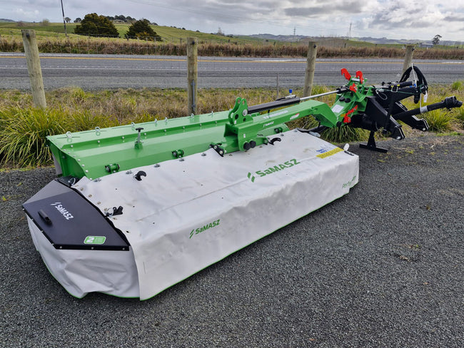 KT301SH – 3m Direct Drive Conditioner Mower - Last seasons stock