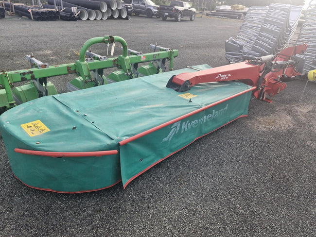 Used 2021 Kverneland 2832M – 3.2m Rear Mower