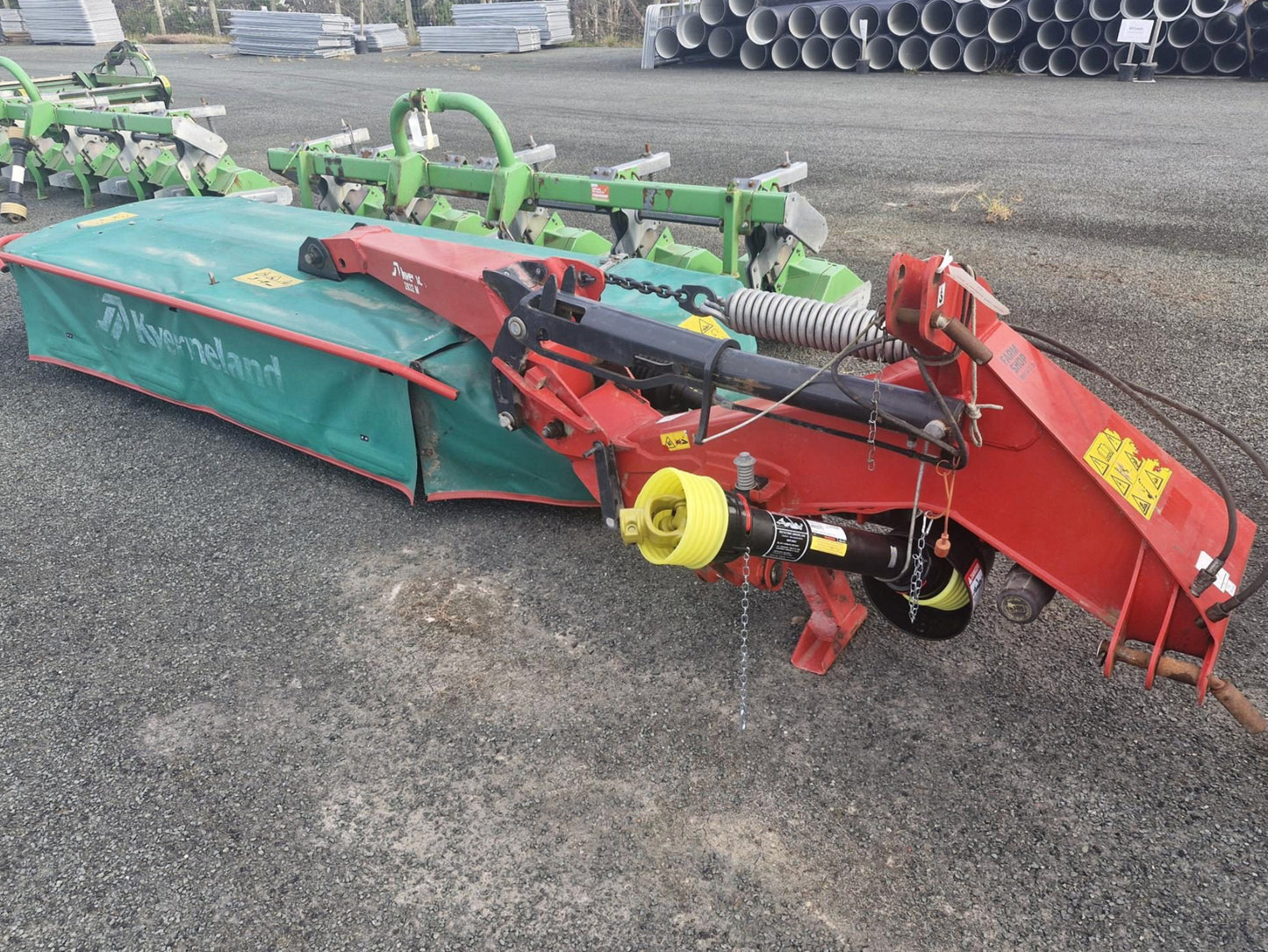 Used 2021 Kverneland 2832M – 3.2m Rear Mower