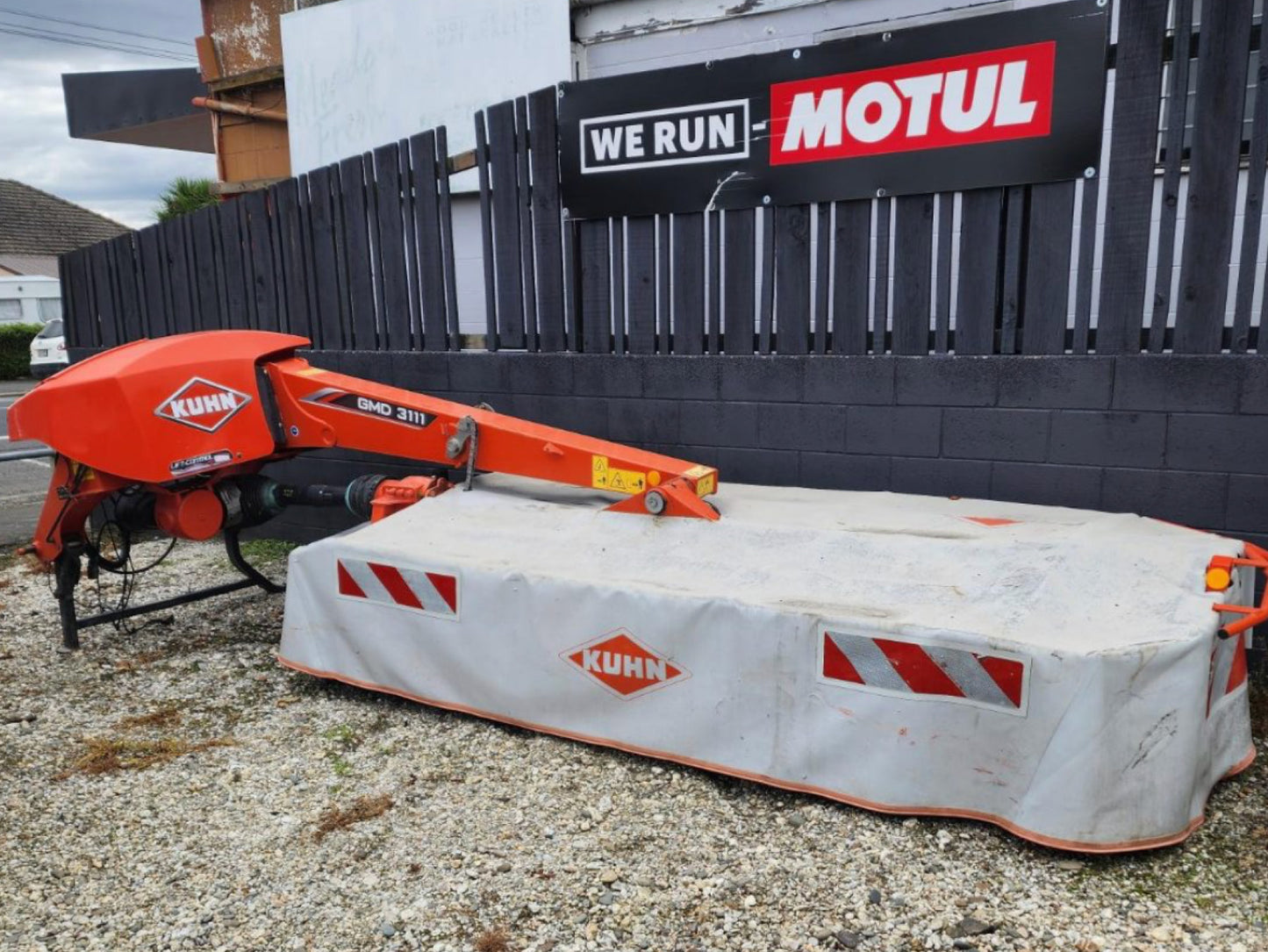 Used 2022 Kuhn GMD 3111 Rear Disc Mower