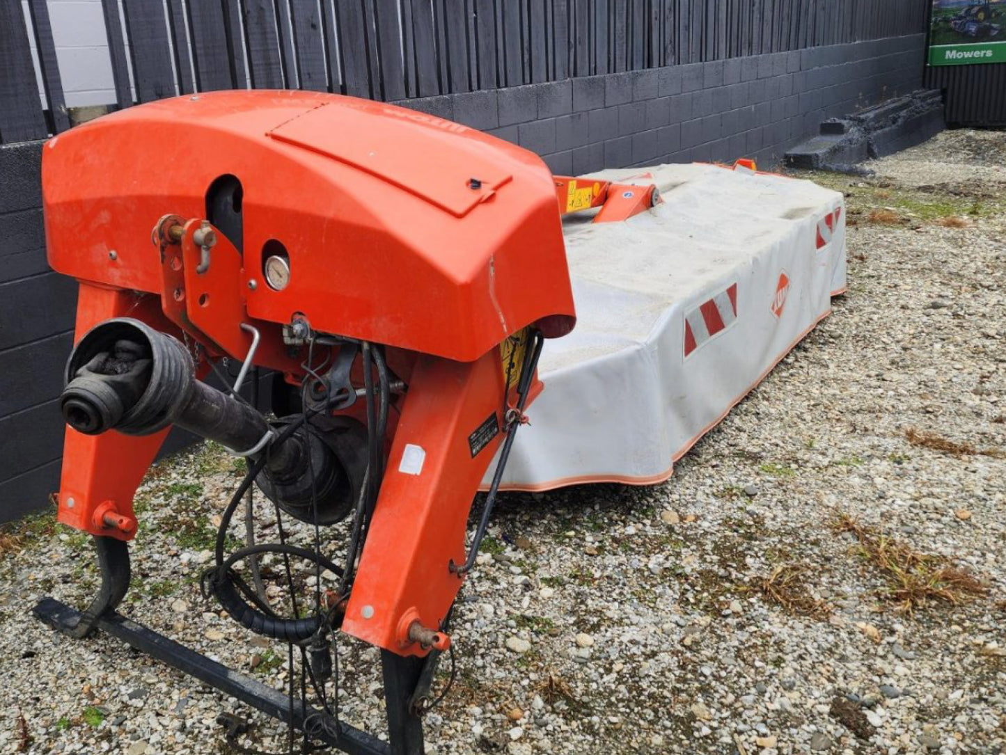 Used 2022 Kuhn GMD 3111 Rear Disc Mower