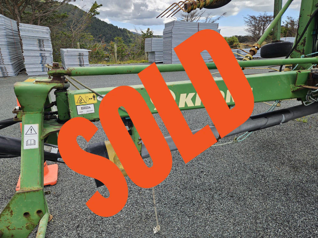 Used 8m Krone Rake