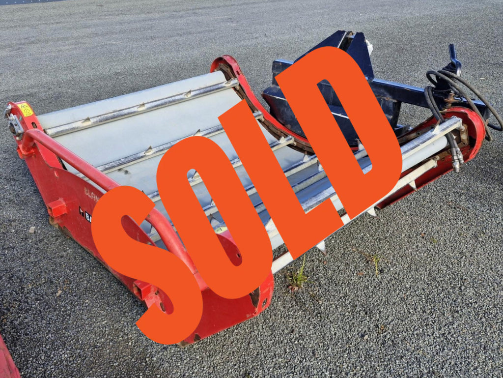 Used Bale Feeder | Blaney (Made in Ireland) Cattle Feeding