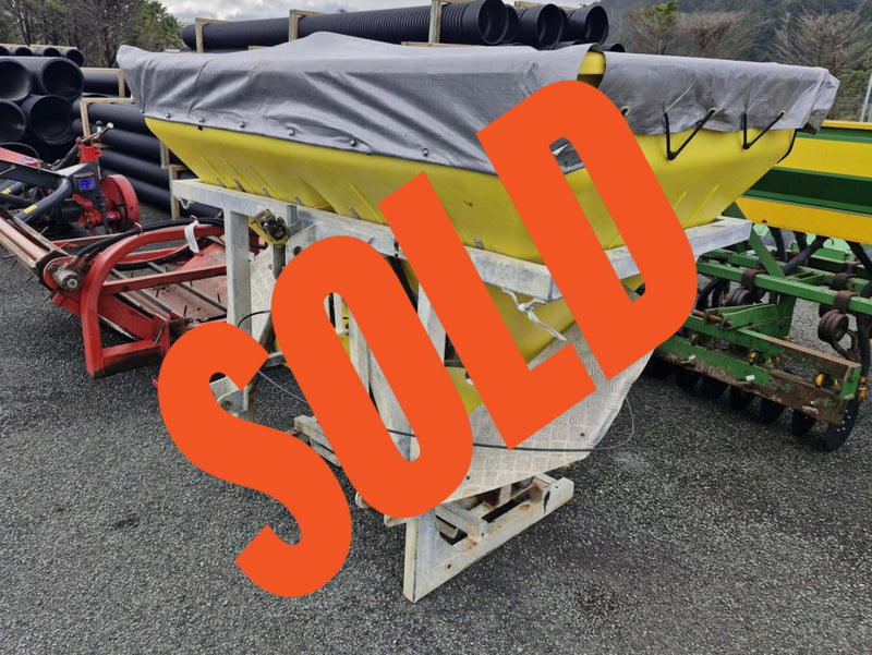 Used C-Dax 3PL Twin Spinner Fert Spreader - Used Farm Implement