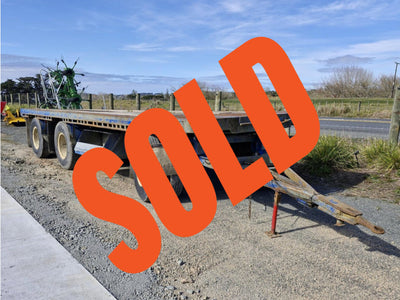 Used Flat Deck Trailer – Tractor or Truck