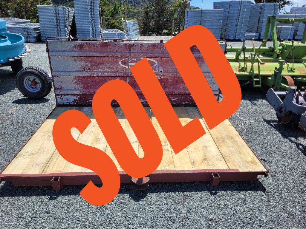 Used Giltrap Speedy Hitch Tray – FarmShop