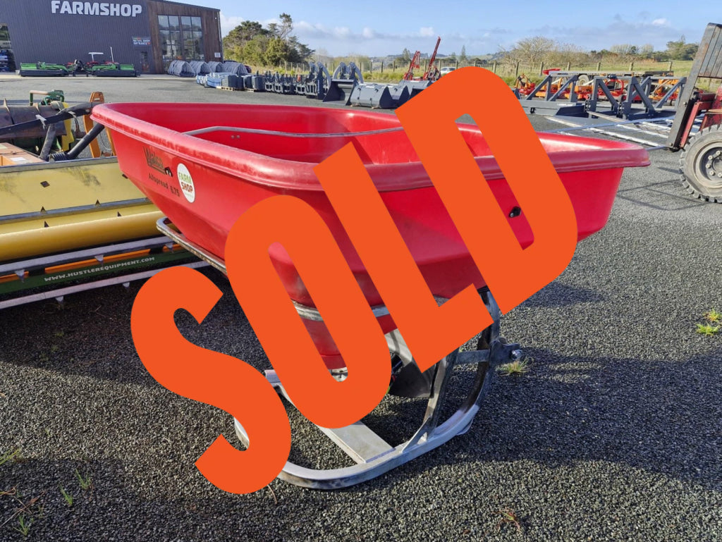 Used Walco 6.75 Fert Spreader Used Farm Implement